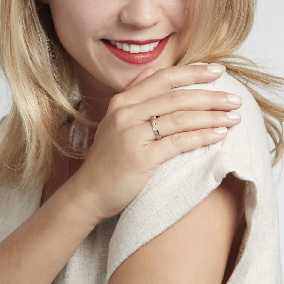 Histoire d'Or Alliance Clotilde Demi Jonc Classique* Bijoux Personnalisés|Bagues