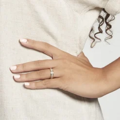 Histoire d'Or Alliance Fantaisie Diamantee Ruban Plat Or Bicolore* Bijoux Personnalisés|Bagues