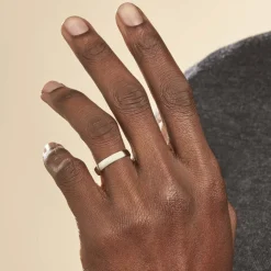 Histoire d'Or Alliance Julie Ruban Classique Platine Blanc