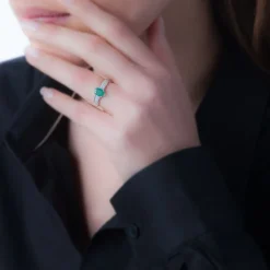 Hot Histoire d'Or Bague Crista Et Diamant or blanc emeraude