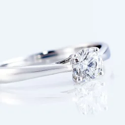 Outlet Histoire d'Or Bague Solitaire Fiona Or Blanc Diamant Synthetique or blanc diamant synthétique