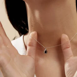 Discount Histoire d'Or Collier Angelika Et Diamant or blanc saphir