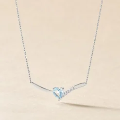 Sale Histoire d'Or Collier Eva Or Blanc Topaze Et Oxyde De Zirconium or blanc topaze bleue