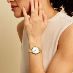 Outlet HUGO BOSS Montre Boss Mae Blanc cadran doré fond blanc bracelet acier doré