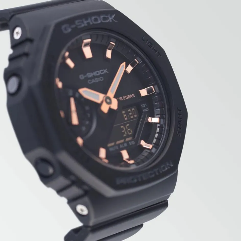 Sale CASIO G-SHOCK Montre Noir cadran noir fond noir bracelet résine noire