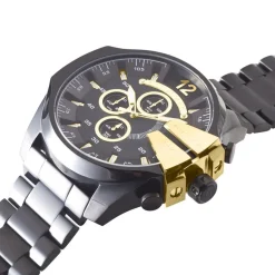 DIESEL Montre Mega Chief Noir cadran noir fond noir bracelet acier noir