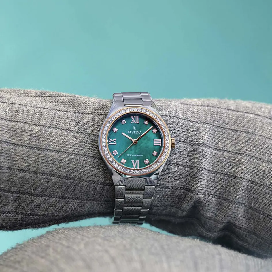 Sale FESTINA Montre Solar Energy Vert cadran argenté fond vert bracelet acier argenté