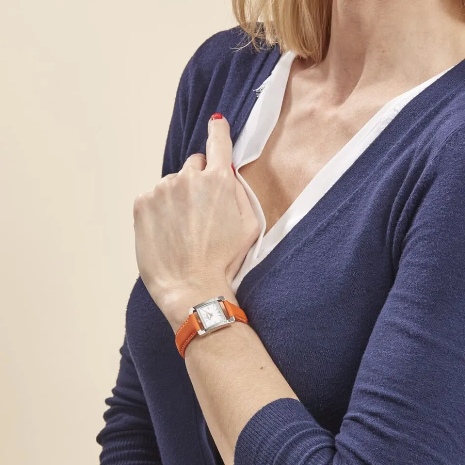 HERBELIN Montre 5Eme Avenue Blanc cadran argenté fond blanc bracelet cuir orange