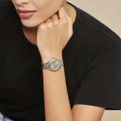 Sale SEIKO Montre Classique Kaki cadran argenté fond kaki bracelet acier argenté