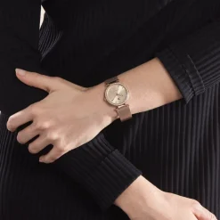 Hot TOMMY HILFIGER Montre Lynn Rose cadran doré rose fond rose bracelet acier rose